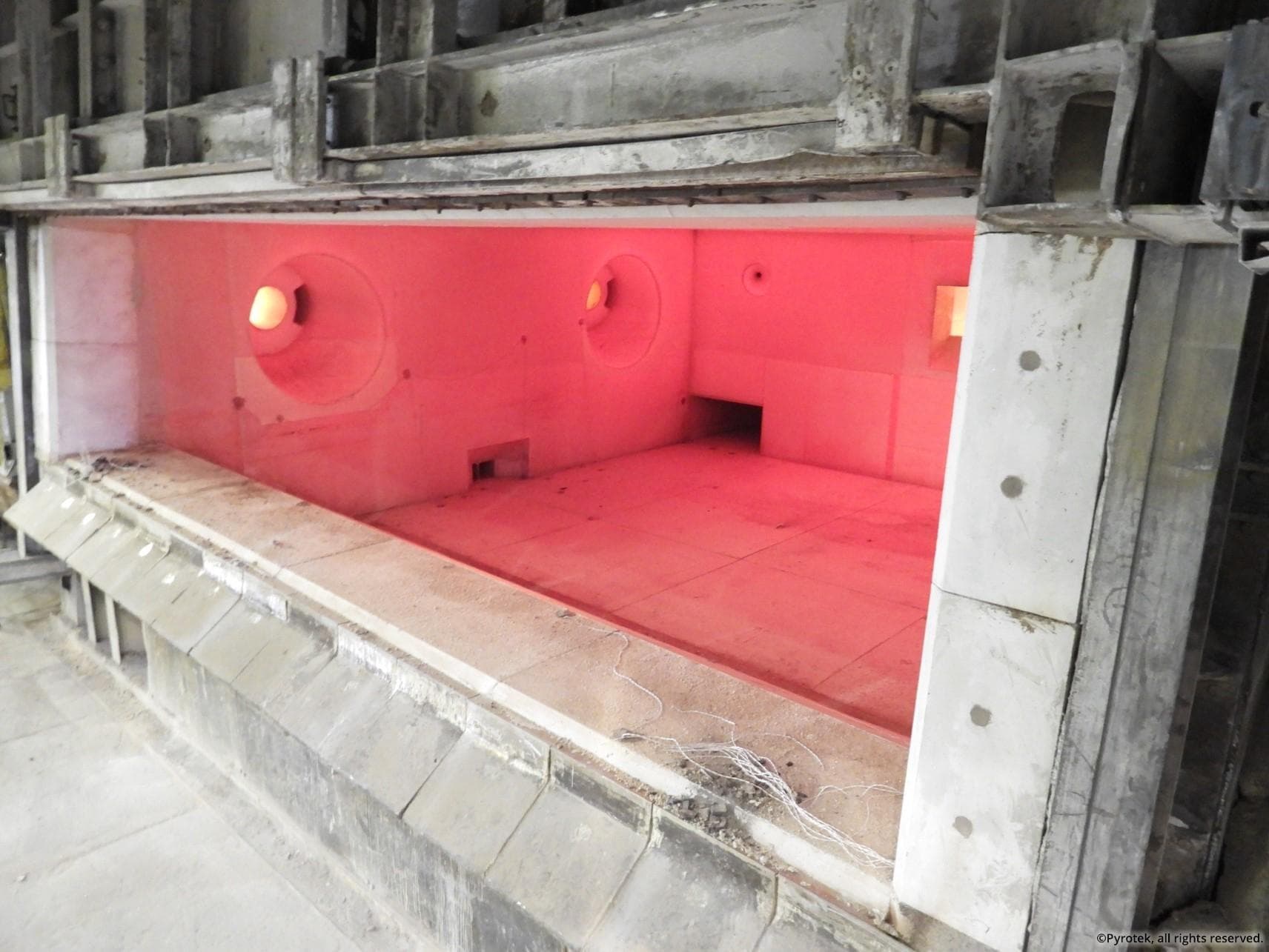 Refractory Coating Compound